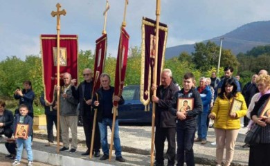 U Bočcu služen parastos za 23 poginula borca i 33 civilne žrtve rata