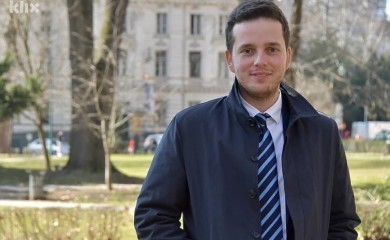 Nihad Uk podnio ostavku na mjesto premijera Kantona Sarajevo