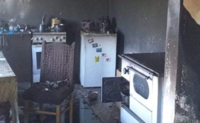 Sedmočlanoj porodici Mandić izgorjela kuća, čekaju pomoć dobrih ljudi