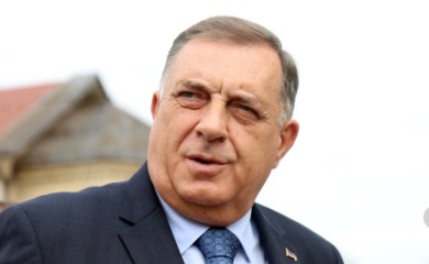 „Važno je da pokažemo da smo solidarni“ Dodik najavio POMOĆ ZA PORODICU ISOVIĆ, koja je izgubila sve u požaru u Banjaluci
