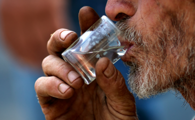 Starac u alkoholisanom stanju prebio suprugu