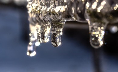 U selu u Jakutiji temperatura pala na minus 61 stepen Celzijusa