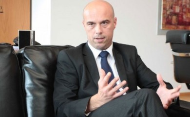 "’Stručnjaci' sluđuju ljude nebuloznim zahtjevima za krivično procesuiranje proslavljanja 9. januara"
