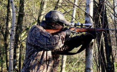 Dječak povrijeđen u lovu prebačen u Klinički centar Srbije