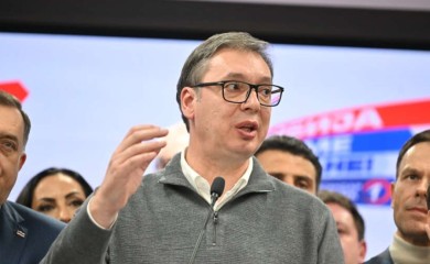 “Svi se naoružavaju, ali ni Srbija ne zaostaje” Vučić poručio da pomno prati sve što se zbiva po svijetu