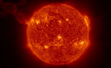 NASA zabrinula naučnike: Ogroman komad Sunca se odlomio (VIDEO)