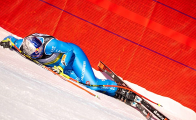 Paris izgubio ravnotežu: Pao pri brzini od 108 km/h (VIDEO)