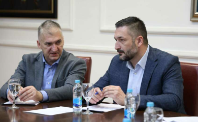 "Kad nema Draška, mi to začas" Sjednica trajala 11 minuta, Banjaluka oborila rekord efikasnosti