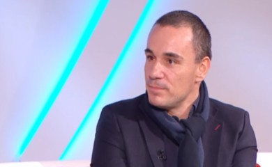 Ovo je političar koji osumnjičen za silovanje: Djevojka pobjegla iz njegovog stana, pa otišla u policiju