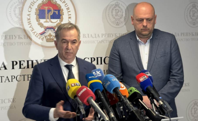 Puhovac najavio odluku Vlade o ograničenju marži na gorivo: "I ja sam nasuo pun rezervoar"