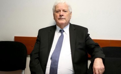 Nastavlja se politički haos: Abdić proglasio budžet
