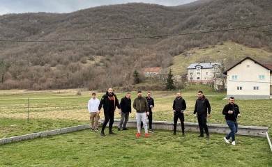 Mate Rimac posjetio BiH i sa prijateljima iz djetinjstva zaigrao balote