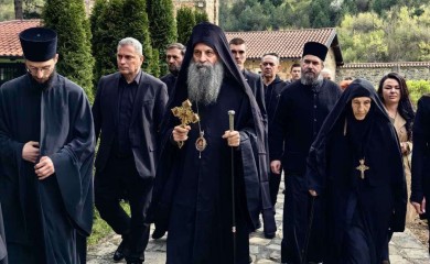 Patrijarh Porfirije stigao u Pećku Patrijaršiju