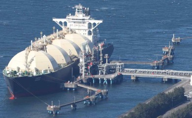 Katarski tanker sa gasom prošao kroz Ormuz, prvi izvoz od početka rata