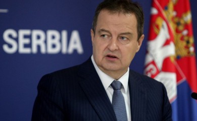 Dačić potvrdio: Djevojčica koju je oteo otac Saudijac vraćena majci
