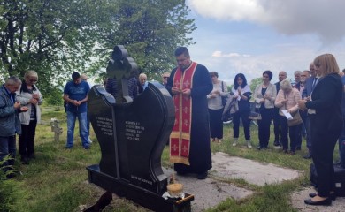 Služen parastos: Obilježena 31 godina od zločina nad Srbima u Čemernu