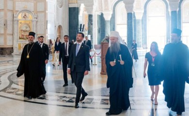 Milatović posjetu Beogradu završio susretom sa patrijarhom Porfirijem FOTO