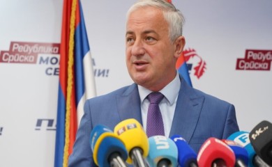 Borenović o obustavi njemačkih projekata: Klizimo ka ekonomskim sankcijama koje najmanje pogađaju vlast