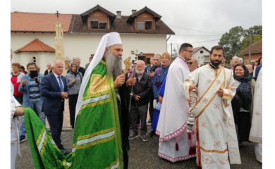 Srpski član Predsjedništva prisustvuje liturgiji u Jasenovcu