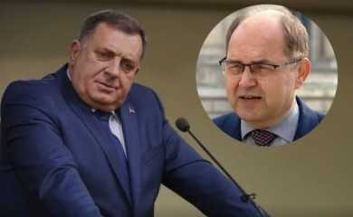 Dodik zaprijetio Šmitu: Ako se pojavi u Srpskoj, dočekaćemo ga jajima