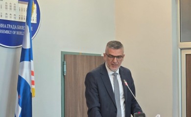 Opozvan Samir Baćevac zbog uvredljive objave o generalu Mladiću
