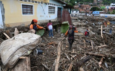 VENECUELA: U ogromnom klizištu poginule 22 osobe, najmanje 50 ljudi nestalo