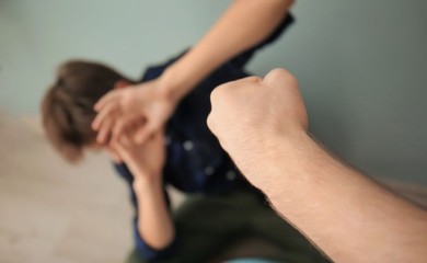 Tinejdžer prijetio smrću vršnjaku