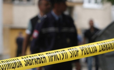 Komšinica izbodenog bračnog para svjedočila užasu “Ona se držala za vrat i zvala u pomoć, krv sve jače išla”