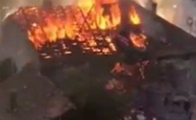 Drama u Bratuncu: Porodica u požaru ostala bez krova nad glavom