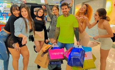 Brazilcu zavidi pola svijeta: Pronašao petu ženu, žive svi zajedno (FOTO)