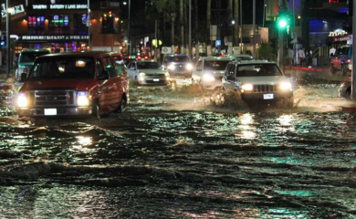 Haos u Kaliforniji: Ljudi evakuisani iz svojih domova zbog poplava