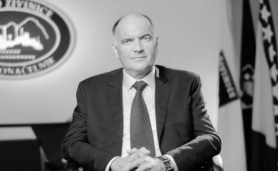 Preminuo gradonačelnik Živinica Samir Kamenjaković