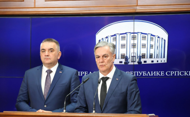 Karan i Minić sa delegacijom iz Sankt Peterburga