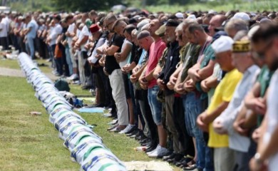 Komemoracija u Potočarima: Sahranjeno 30 srebreničkih žrtava