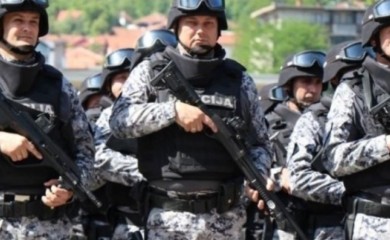 Horor:  Objavio video kako ženi ispaljuje metak u čelo, čuje se plač djeteta