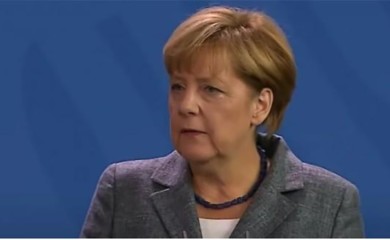 Angela Merkel dobila nagradu zbog zalaganja za izbjeglice