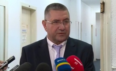 Petrić: Posmatrači nemaju uvid u brojanje i popunjavanje formulara