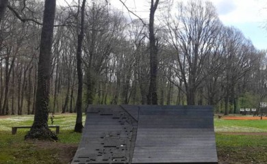 DONJA GRADINA: Posjeta mladih regruta spomen-obilježju tuge i stradanja