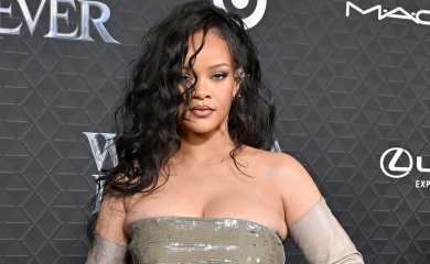 Rijana izbacija još jednu pjesmu