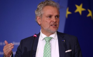 Satler u Mostaru najavio milijarde za BiH