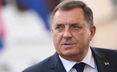 Dodik: U narednim danima vidjeće se ko je spreman da služi svom narodu