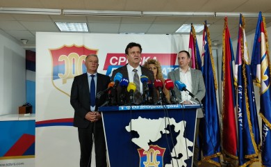 Blanušina „pomirenja“ i opozicioni igrokazi: trgovina iluzijama dok vrijeđaju narod