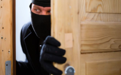 Obijena i opljačkana srpska kuća: “Razvalili su vrata i napravili premetačinu”