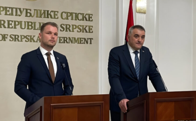 Oštra rasprava Minića i Stanivuković na društvenim mrežama o TV duelu: Ko je dokon, a ko se plaši istine