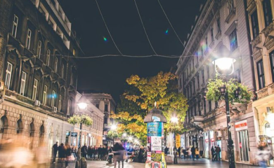 Zbog djevojke izbila tuča u centru Beograda: Muškarac teško povrijeđen, napadnut makazama