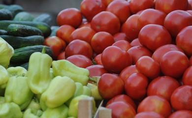 Zašto su krastavci gorki, paprika zakržljala, a paradajz ne sazrijeva