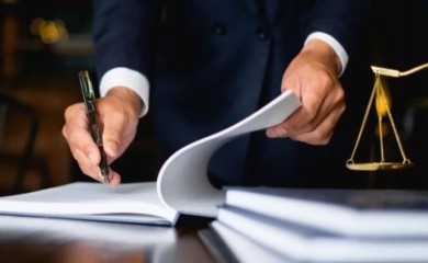 Para i dalje nema: Advokati u Srskoj štrajkuju, Ministarstvo RS predlaže isplatu u ratama