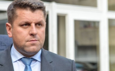 Duraković: Dodik mi nije šef, sastaću se sa Šmitom u Banjaluci