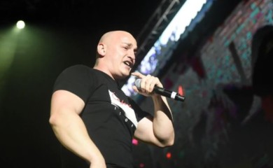 "Sad nemam snage da pričam" Desingerica zabrinuo objavom iz bolničkog kreveta (FOTO)