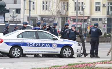 Uhapšena dva policajca zbog odavanja podataka kriminalnoj grupi "Vračarci"